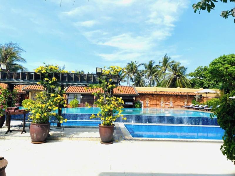 Poshanu Resort image