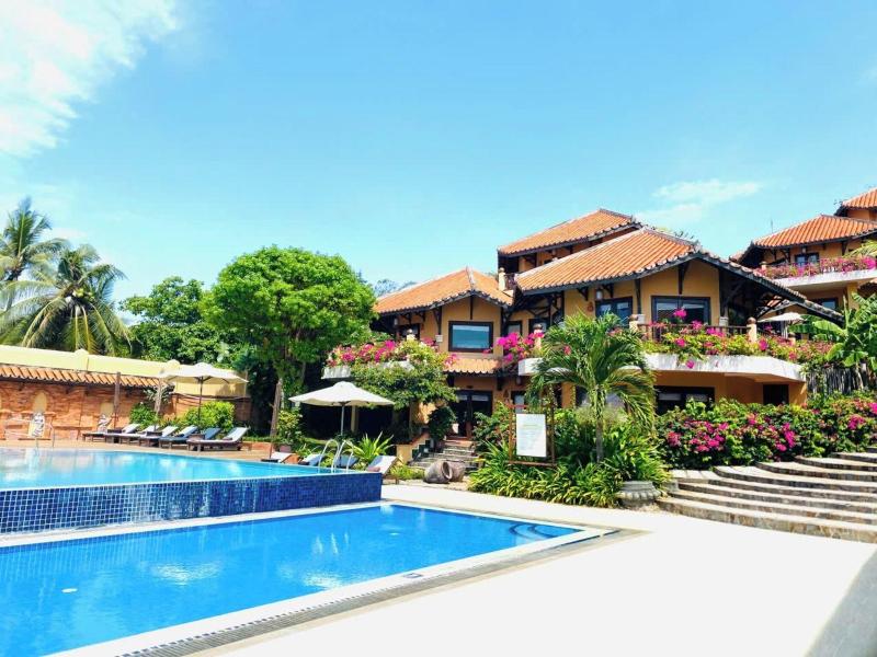Poshanu Resort image