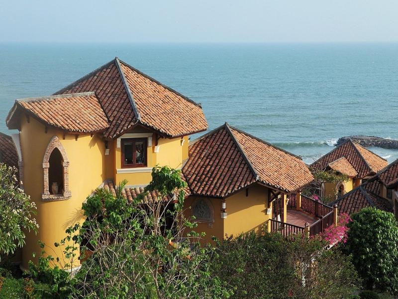 Poshanu Resort image