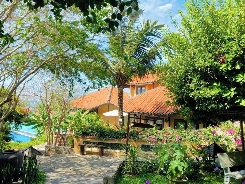 Poshanu Resort image