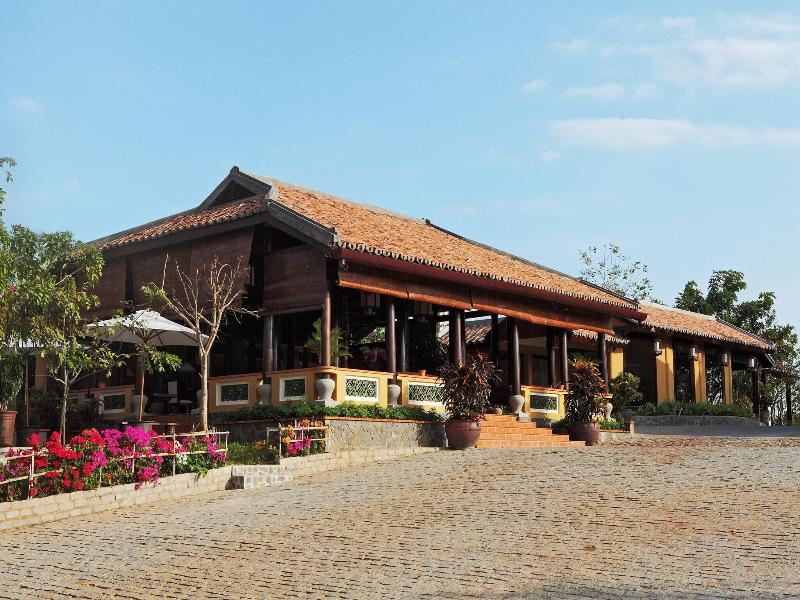 Poshanu Resort image