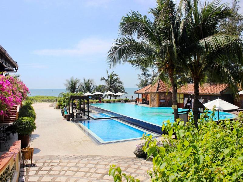 Poshanu Resort image