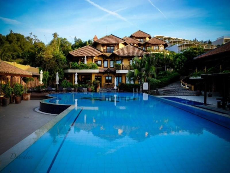 Poshanu Resort image