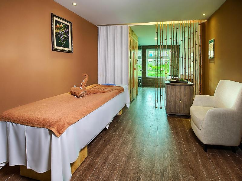 Muong Thanh Holiday Mui Ne Hotel image