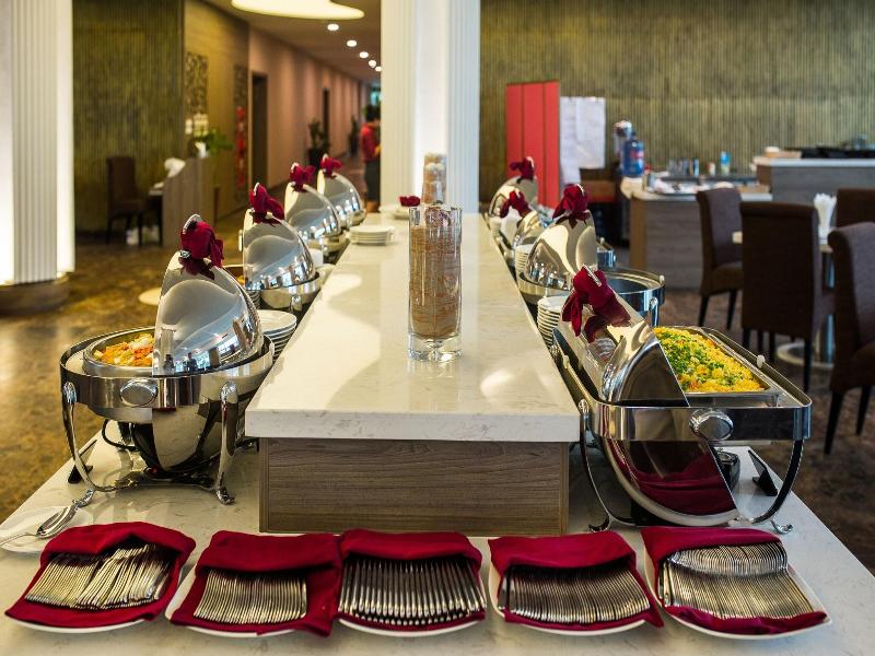 Muong Thanh Holiday Mui Ne Hotel image