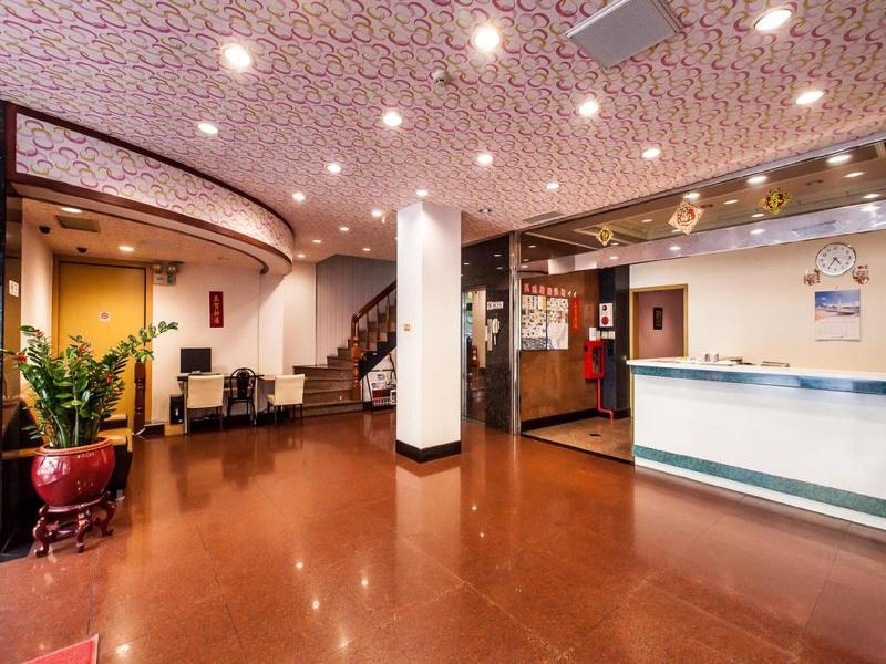 Ruei Gung Business Hotel image