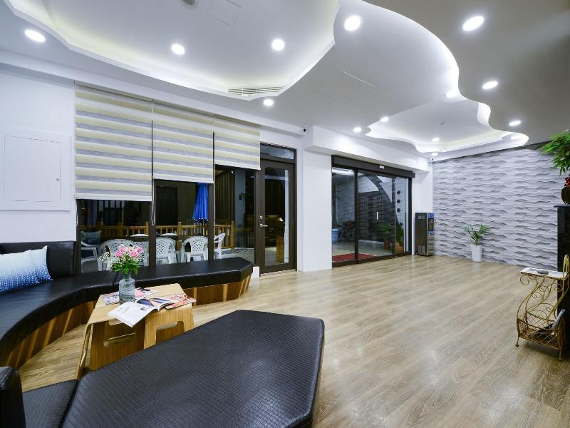 Kenting Coast Resort image