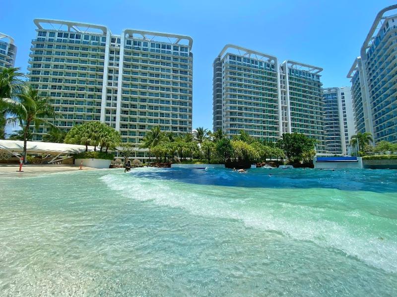 Azure Urban Resort Residences image