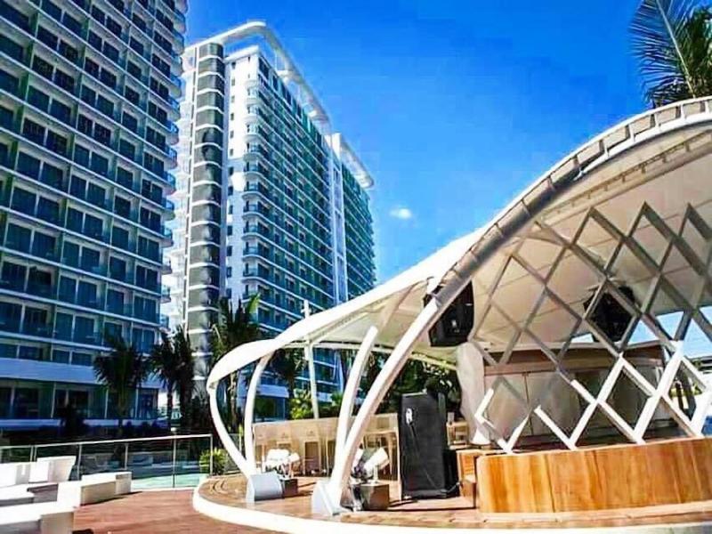 Azure Urban Resort Residences image