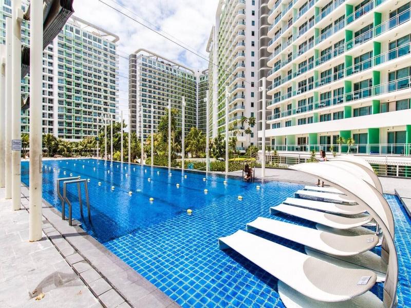 Azure Urban Resort Residences image