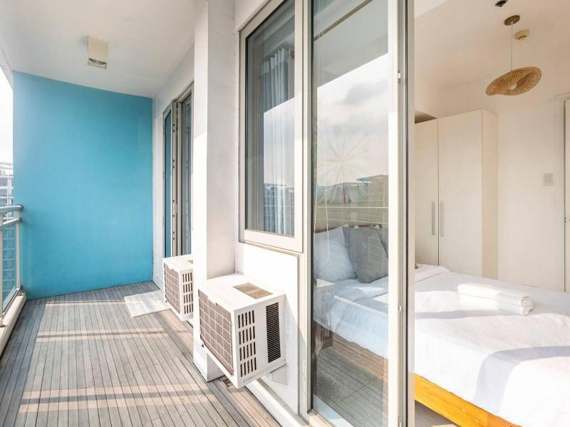 Azure Urban Resort Residences image