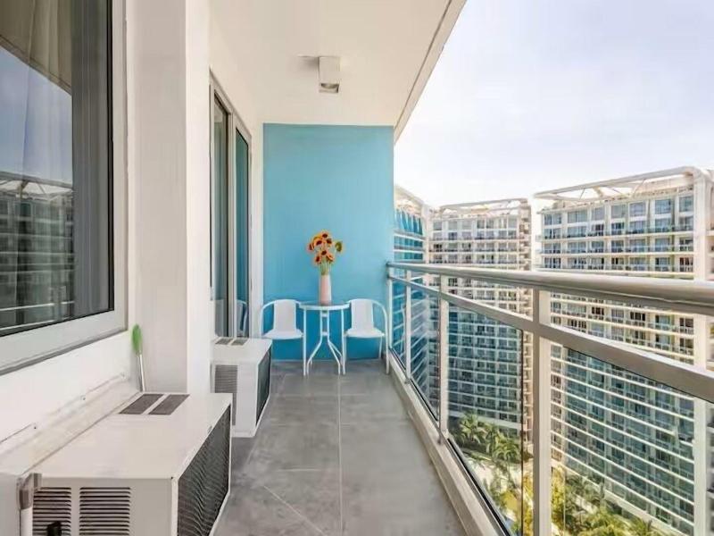 Azure Urban Resort Residences image