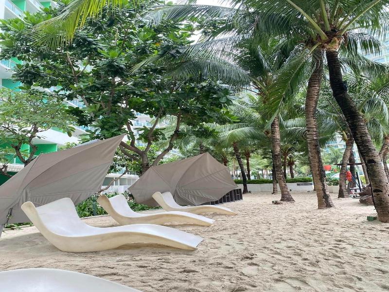 Azure Urban Resort Residences image