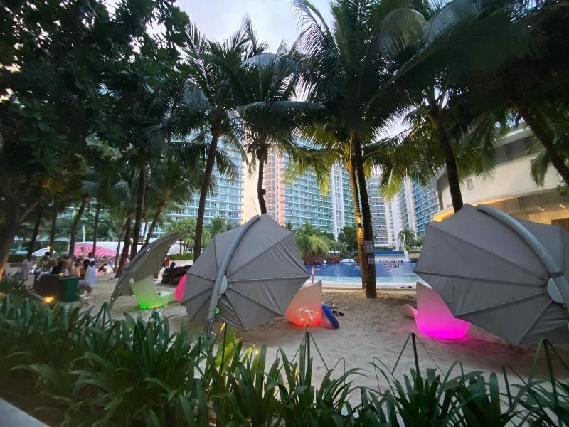 Azure Urban Resort Residences image