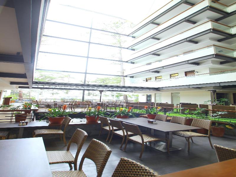 Grand Sierra Pines Hotel image