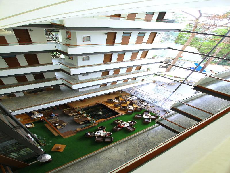 Grand Sierra Pines Hotel image