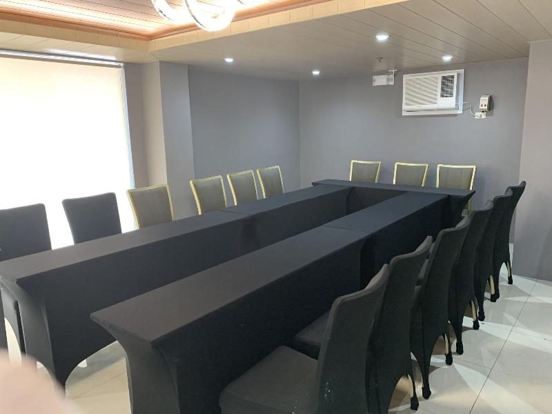 1A EXPRESS HOTEL image