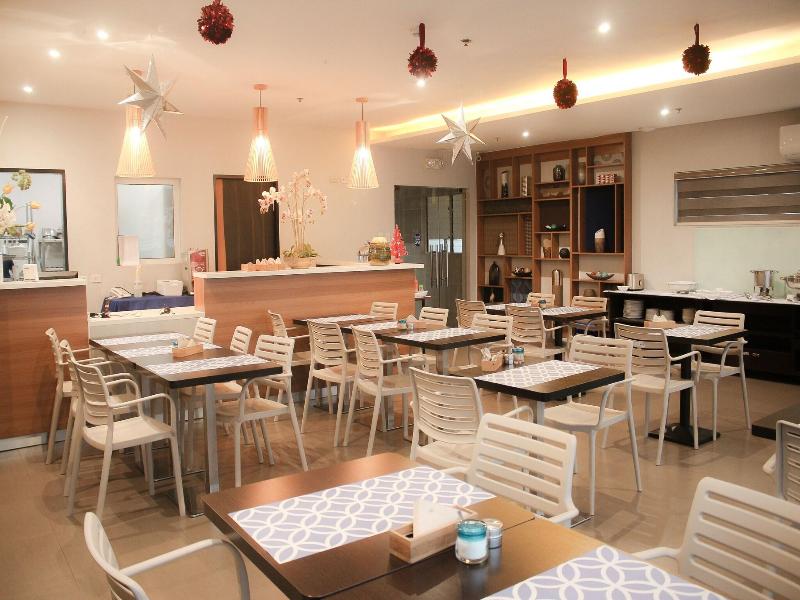 1A EXPRESS HOTEL image