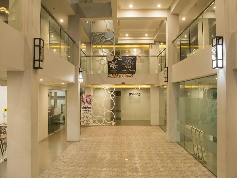 1A EXPRESS HOTEL image