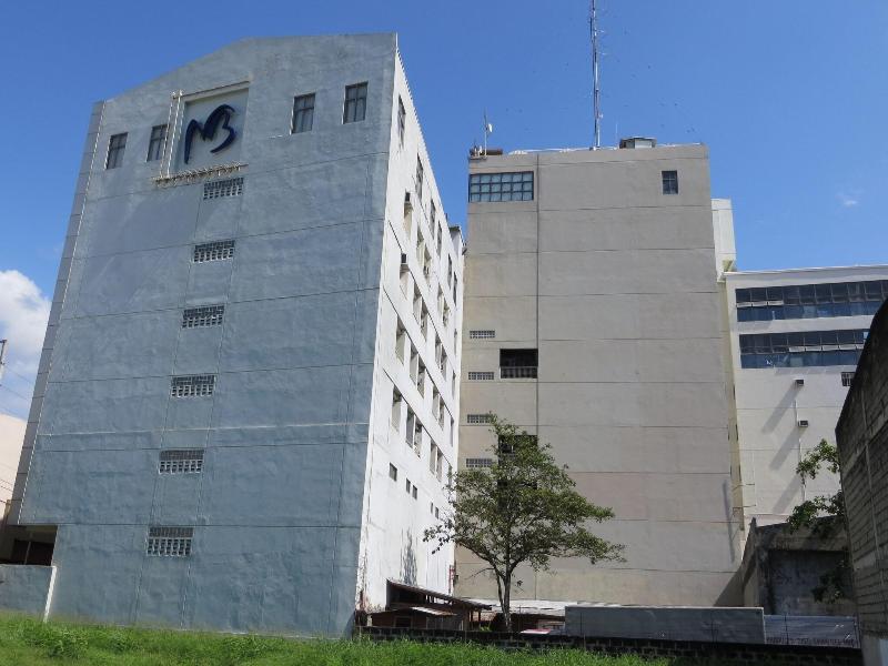 Mallberry Suites Business Hotel image