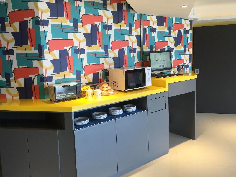 CLICK HOTEL TAIPEI MAIN STATION BRANCH image