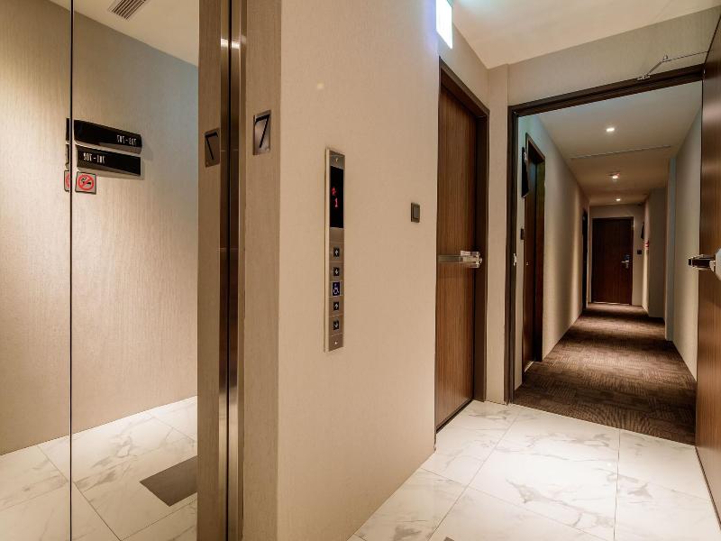 Via Hotel Taipei Station image