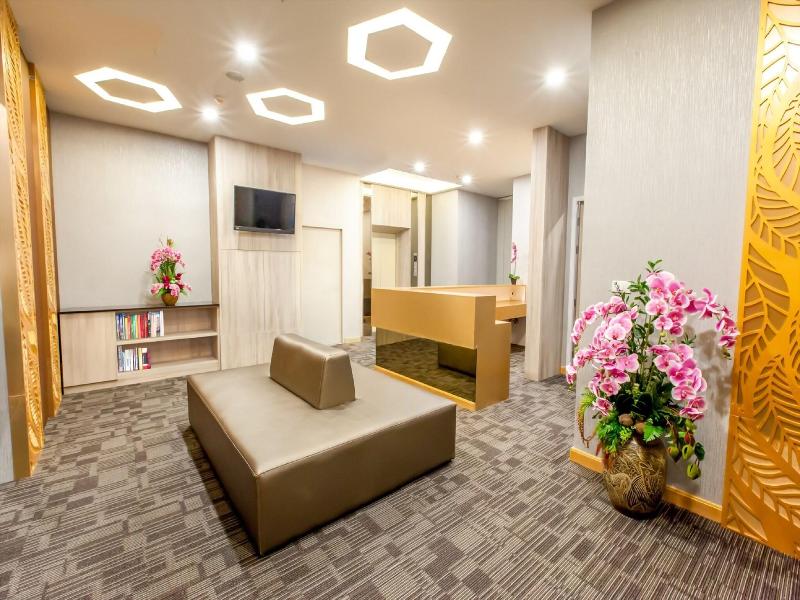 Leela Orchid Hotel image