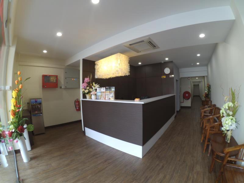 Link Hotel image