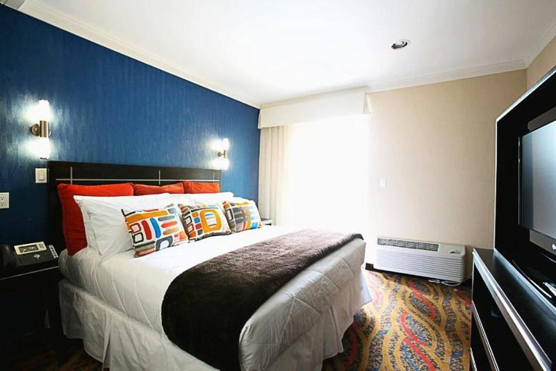 Nesva Hotel image