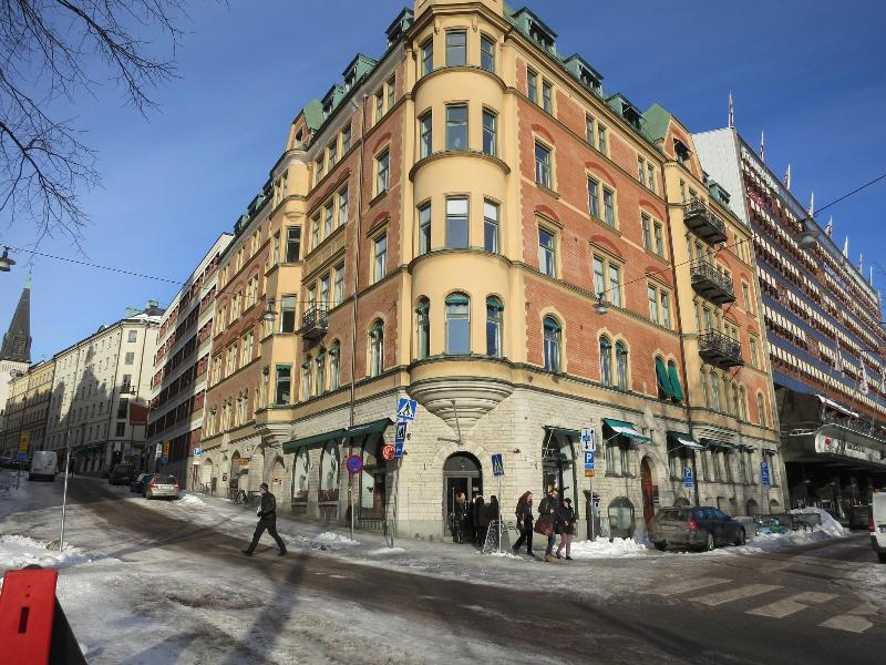 City Backpackers Hostel image