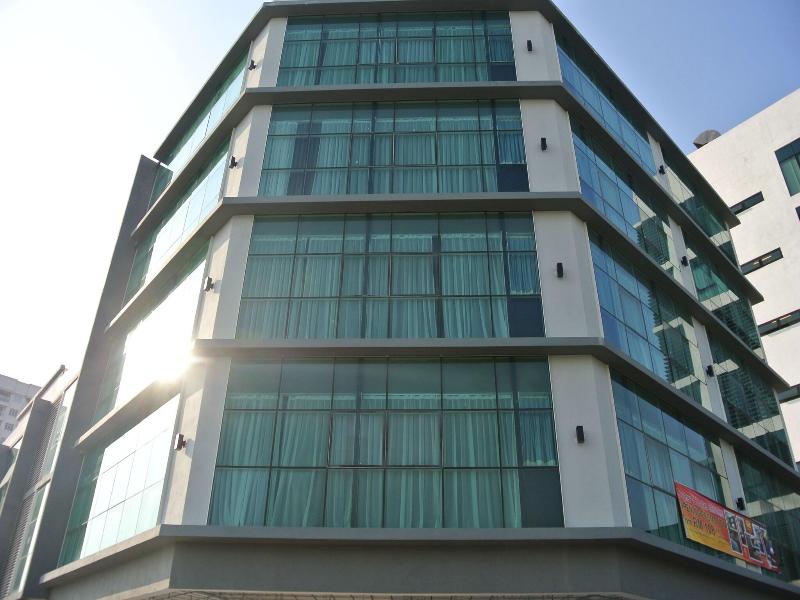 Super 8 Hotel @ Bayan Baru image