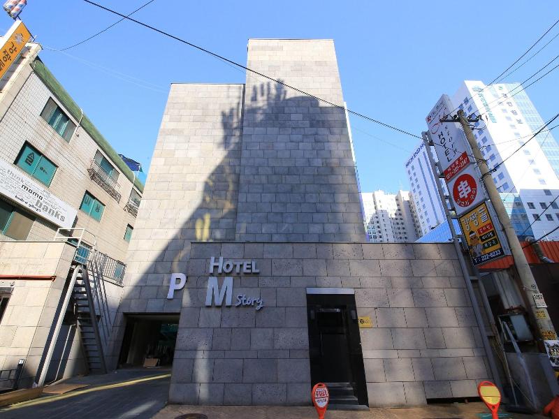 Hotel M story image
