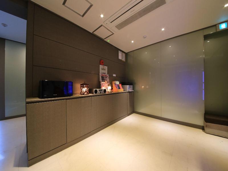 Hotel M story image