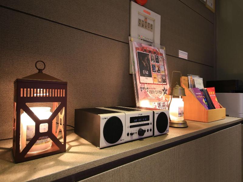 Hotel M story image