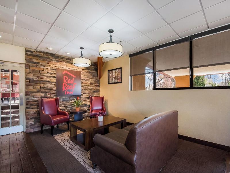 Red Roof Inn & Suites Newark - University image