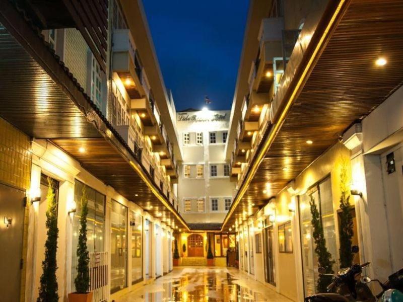 Lido Beach Hotel image