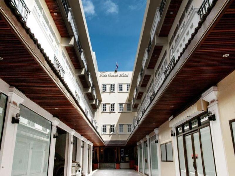 Lido Beach Hotel image