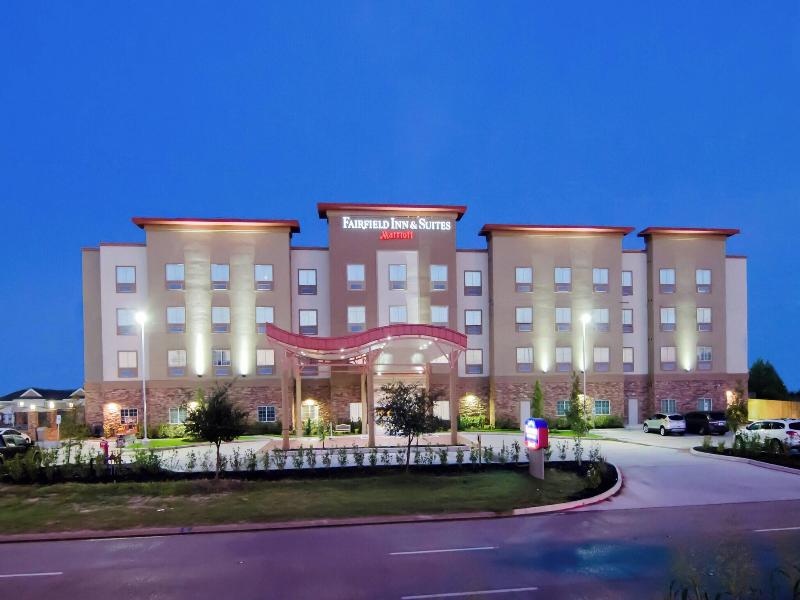 Fairfield Inn & Suites Houston-North Spring image