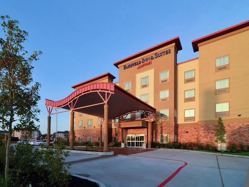 Fairfield Inn & Suites Houston-North Spring image
