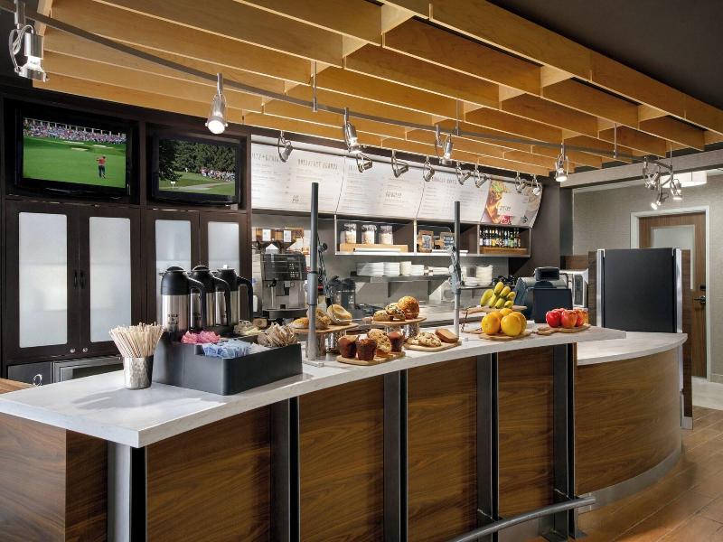 Courtyard By Marriott Lubbock image