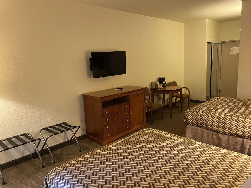 A Riverside Inn Travelodge By Wyndham image
