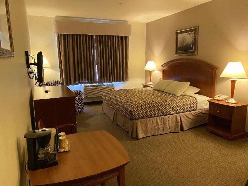 A Riverside Inn Travelodge By Wyndham image 10