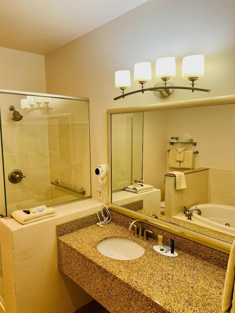 A Riverside Inn Travelodge By Wyndham image