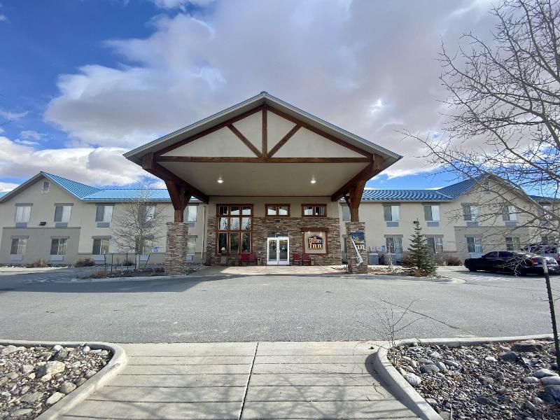 A Riverside Inn Travelodge By Wyndham image