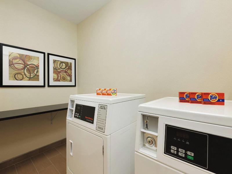 Fairfield Inn & Suites Colorado Springs Air Force