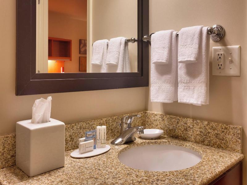 Towneplace Suites Marriott Meridian image