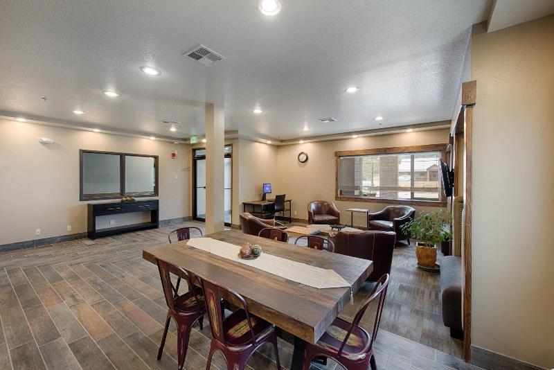 Third Street Inn image