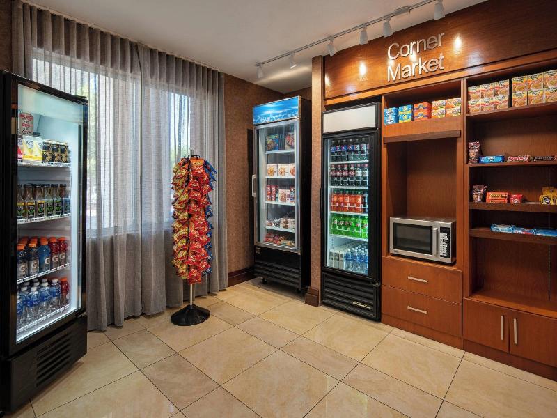 Fairfield Inn & Suites Visalia Tulare