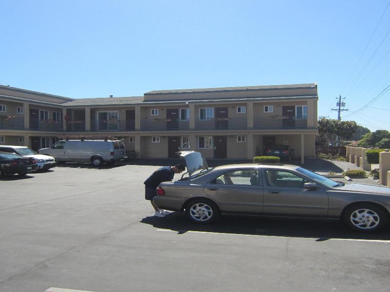 Pacific Best Inn image