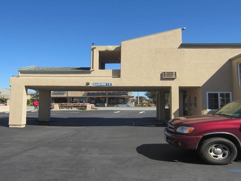 Pacific Best Inn image